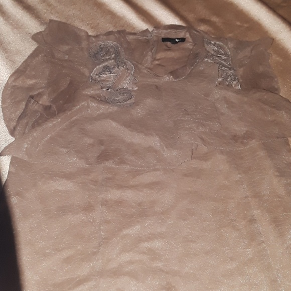 Light brown blouse - Picture 3 of 3